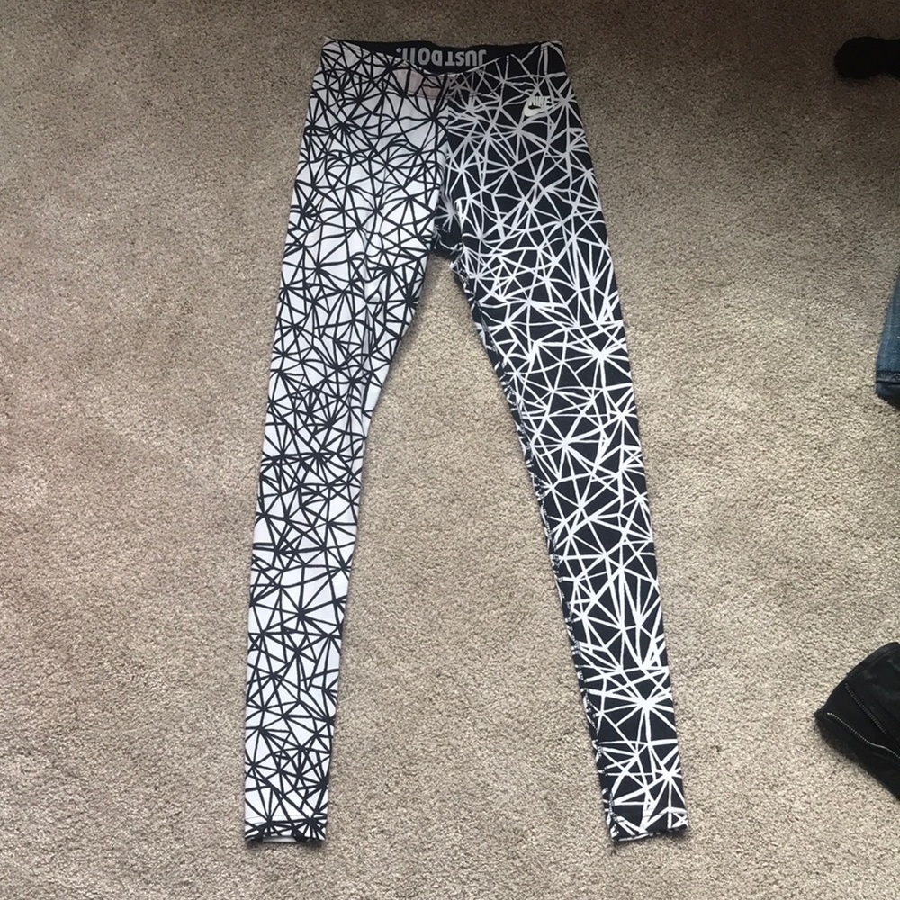 Nike leggings